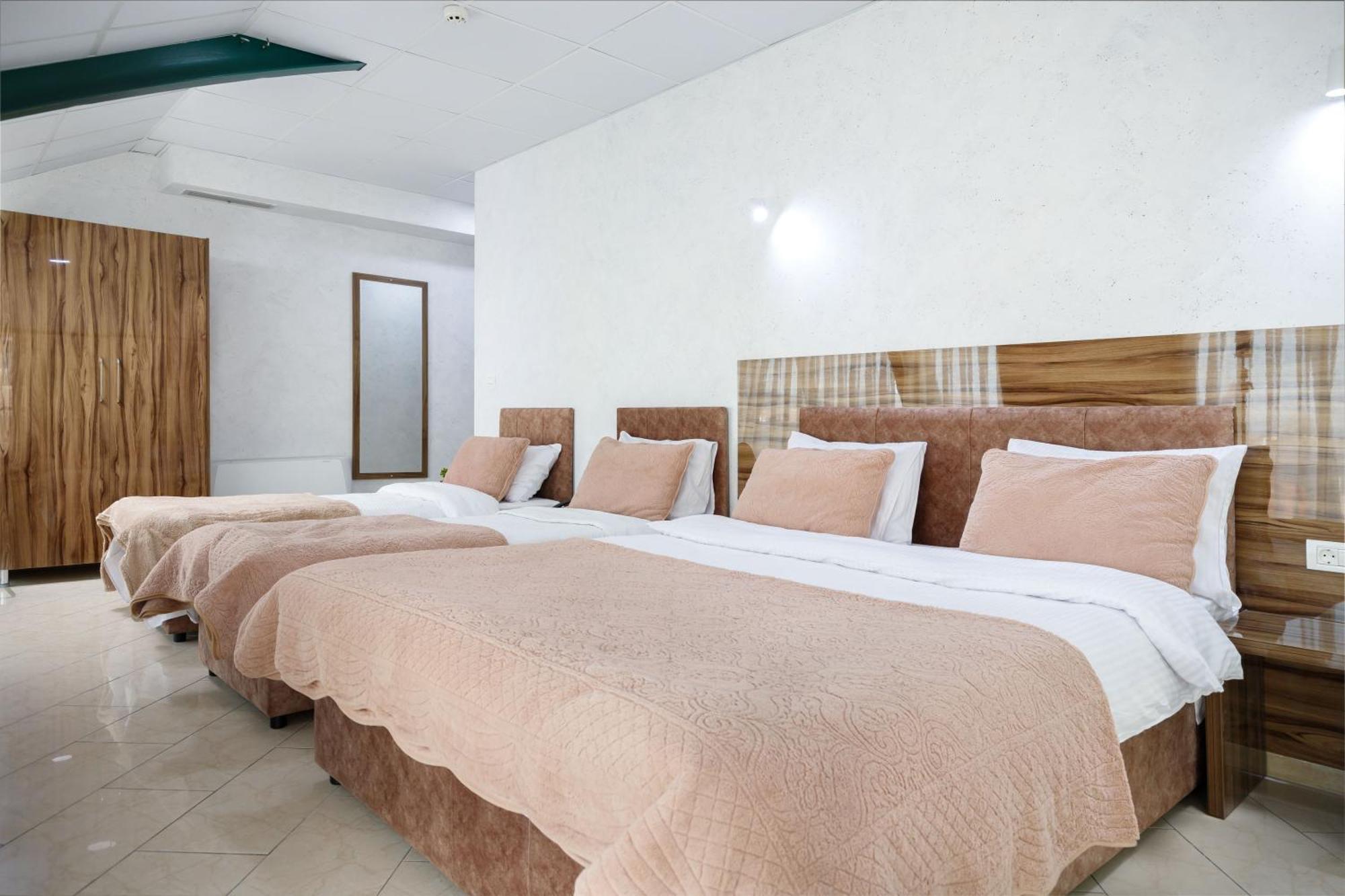 Hotel Green Center Gili Gostivar Zimmer foto